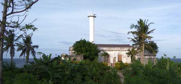 Visiting the Lighthouse of Gigantes Island