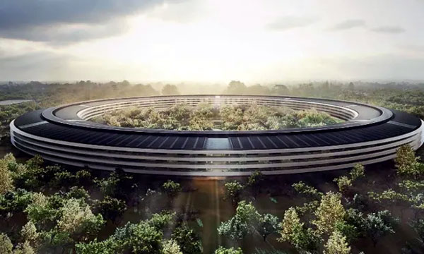 Apple's circular HQ designed by Lord Norman Foster